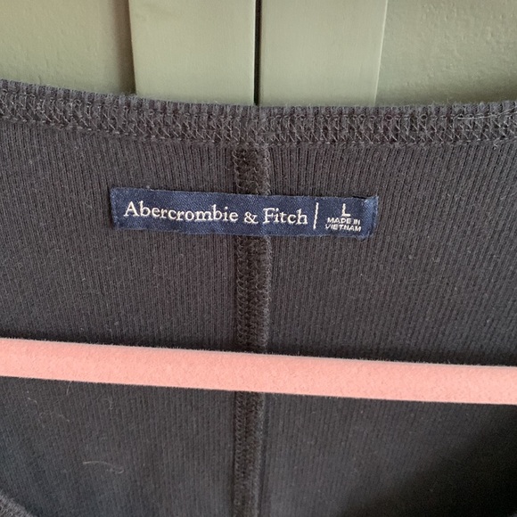 Abercrombie Rouched Long Sleeve Top L - Picture 2 of 3